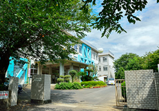 高尾小学校